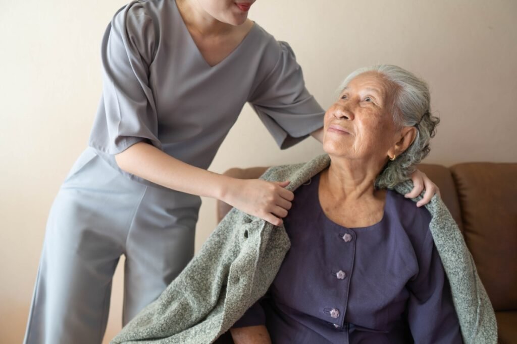 Get Home Healthcare Service at Your Doorstep in Pune | Call Now!